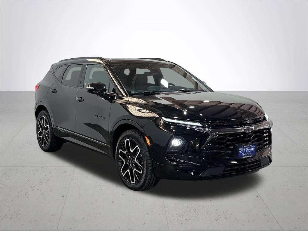 Used 2023 Chevrolet Blazer RS w/ Driver Confidence II Package image 6