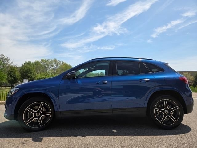 Used 2025 Mercedes-Benz GLA 250 4MATIC image 23