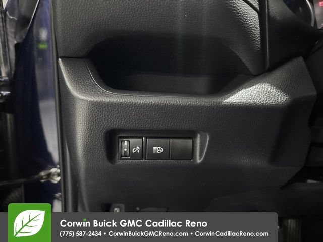 Used 2019 Toyota RAV4 XLE w/ Carpet Mat Package AWD/4WD image 16