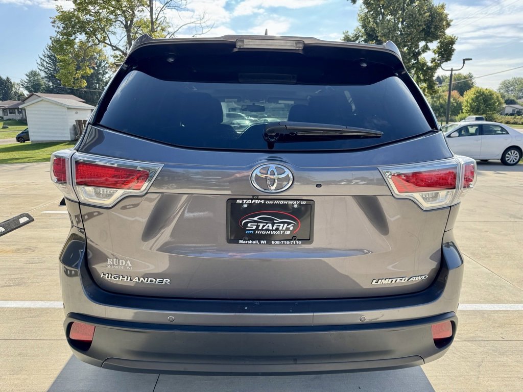 Used 2016 Toyota Highlander Limited image 6