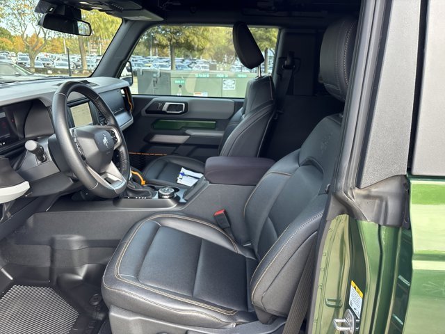 Used 2023 Ford Bronco Badlands w/ Sasquatch Package image 15