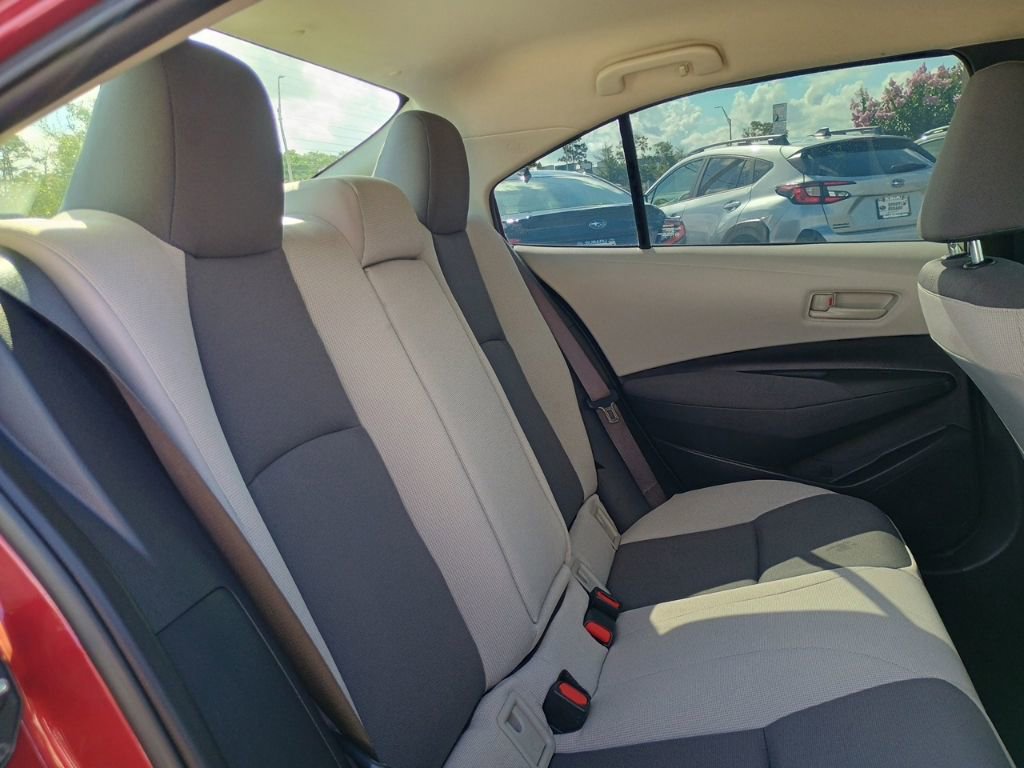 Used 2023 Toyota Corolla LE FWD image 20