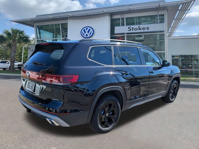 New 2026 Volkswagen Atlas Peak Edition image 4