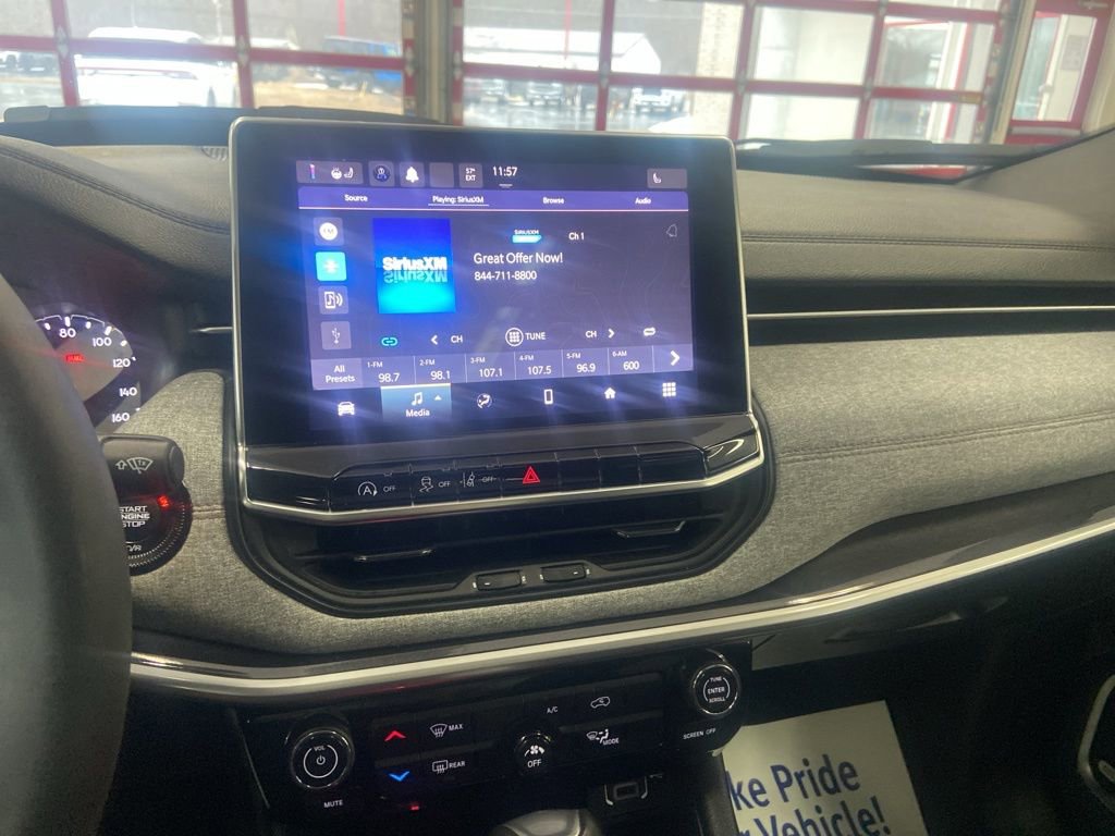 Used 2023 Jeep Compass Latitude w/ Sun and Sound Group image 30