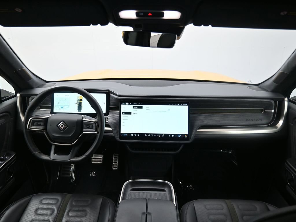 Used 2022 Rivian R1T Adventure image 14