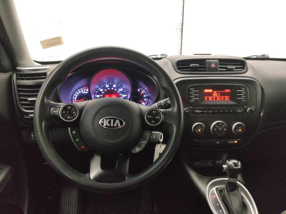 Used 2016 Kia Soul FWD image 22