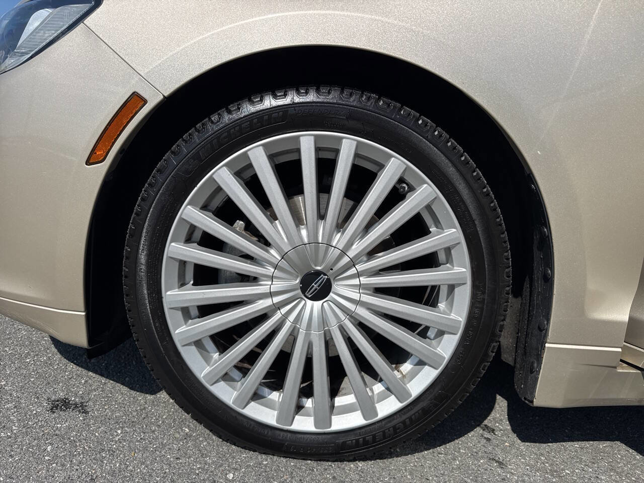 Used 2017 Lincoln MKZ Reserve AWD/4WD image 33