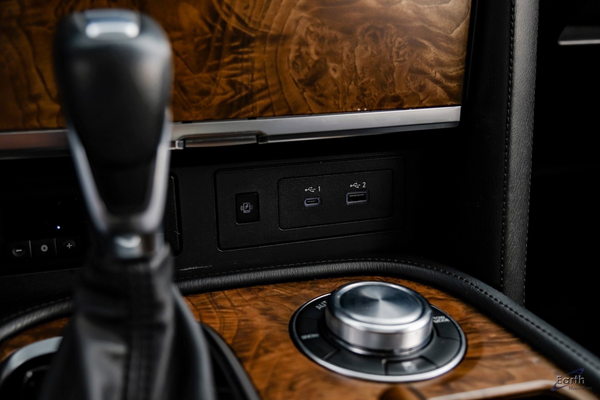 Used 2021 Nissan Armada SL w/ Captain's Chairs Package image 55