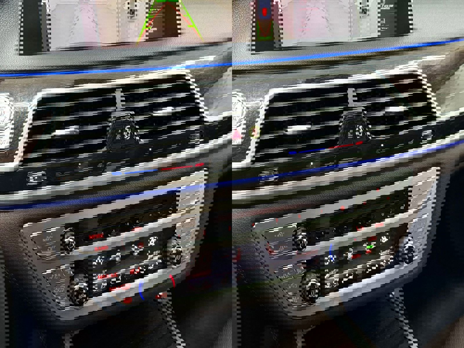 Used 2020 BMW 750i xDrive image 18