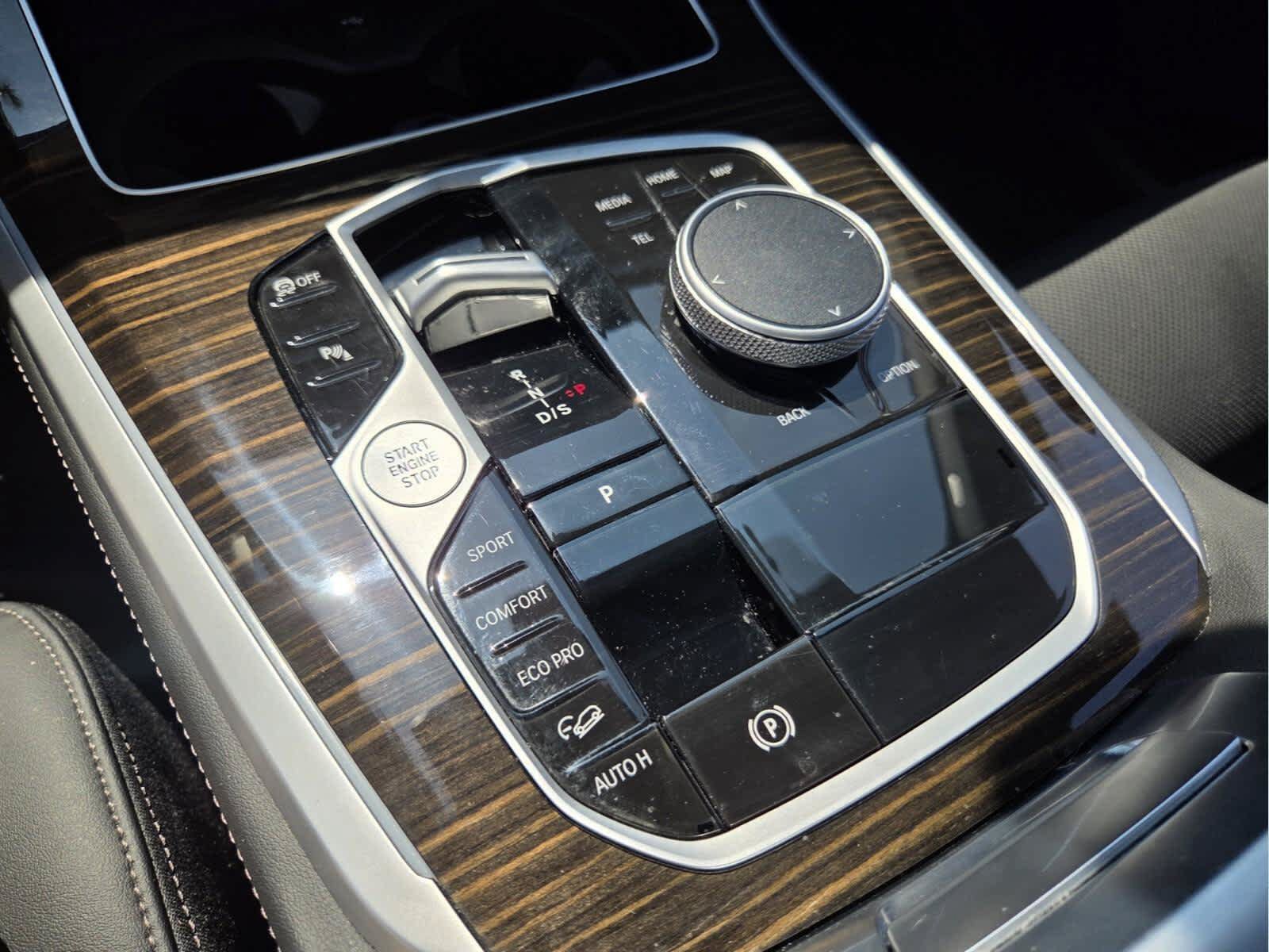 Used 2024 BMW X5 xDrive40i w/ Premium Package AWD/4WD image 25