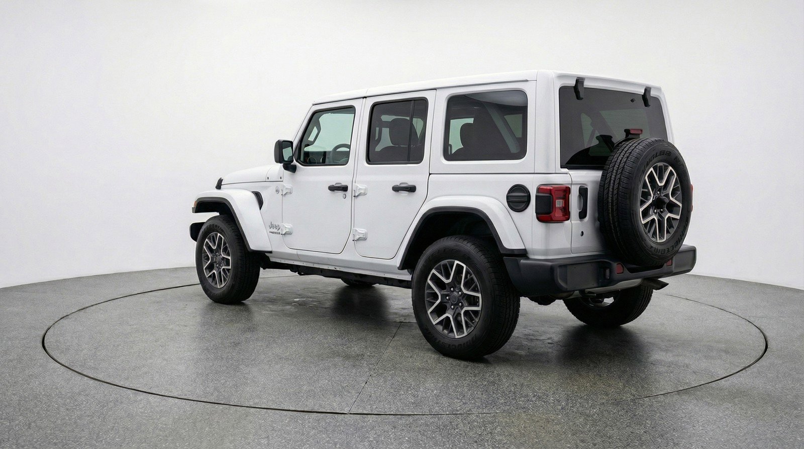 Used 2025 Jeep Wrangler Sahara AWD/4WD image 6