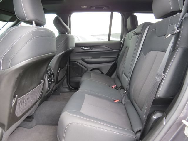 Certified 2024 Jeep Grand Cherokee Laredo X RWD image 14