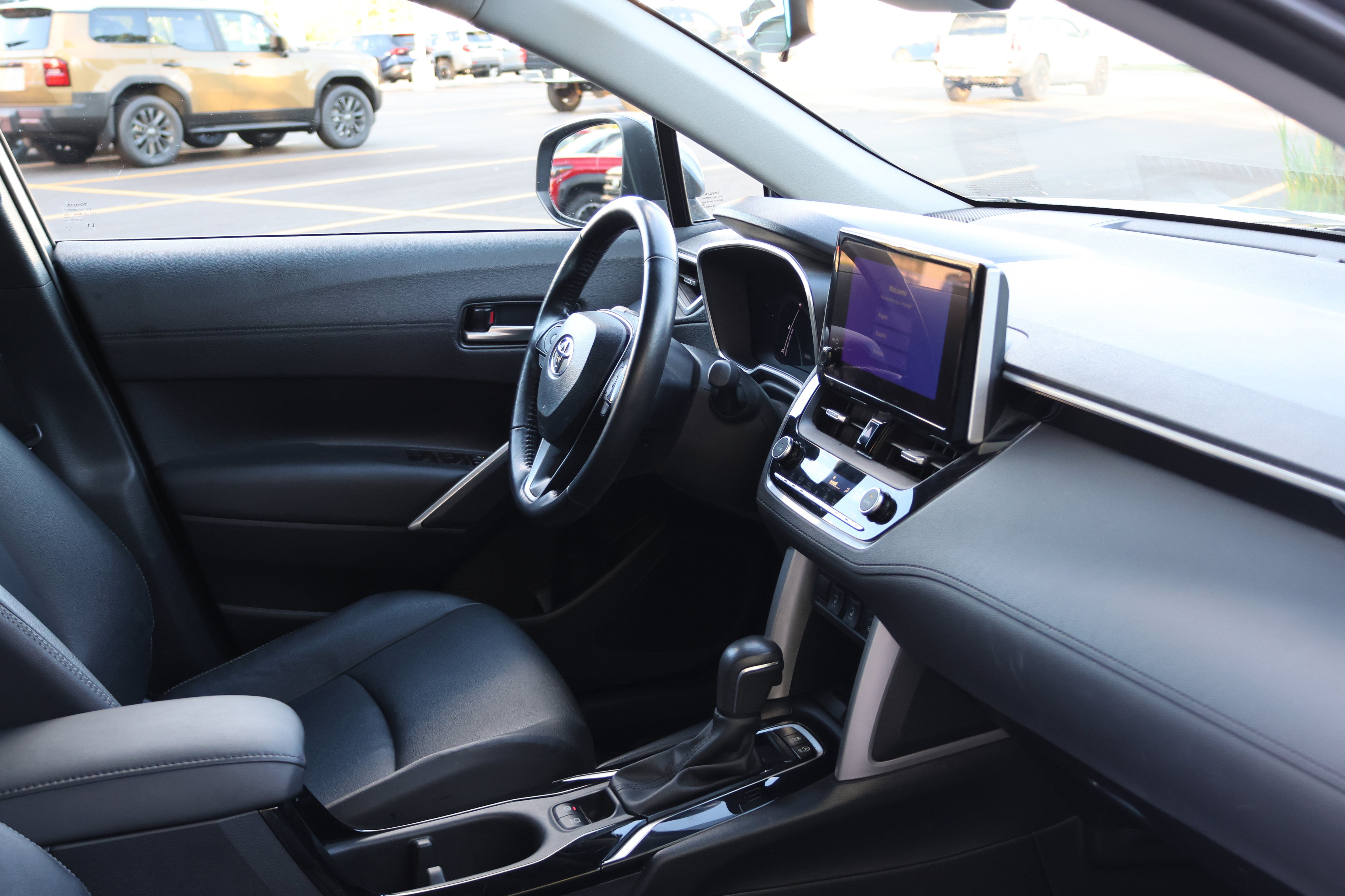 Certified 2024 Toyota Corolla Cross XLE FWD image 34
