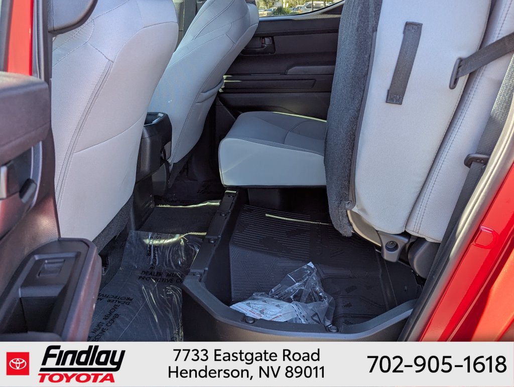 Certified 2025 Toyota Tacoma SR5 AWD/4WD image 12