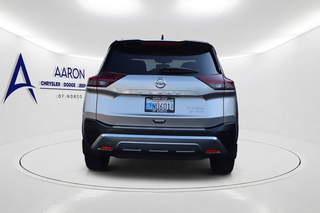 Used 2021 Nissan Rogue Platinum AWD/4WD image 5