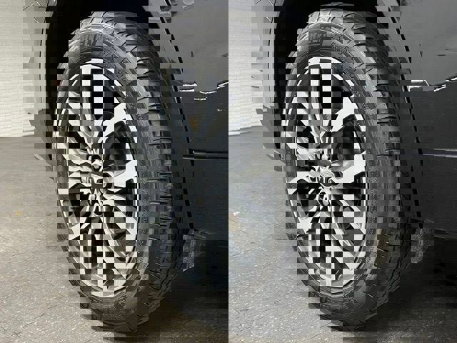 Certified 2024 Cadillac XT6 Sport w/ LPO, Floor Liner Package image 12