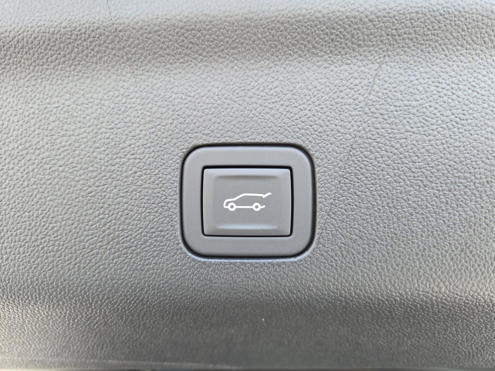 New 2026 GMC Yukon Elevation w/ Elevation Premium Package image 28