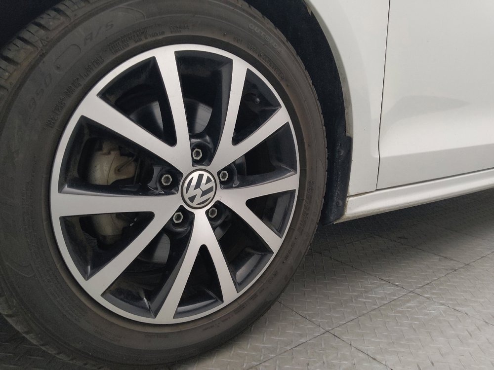 Used 2017 Volkswagen Jetta SE FWD image 31