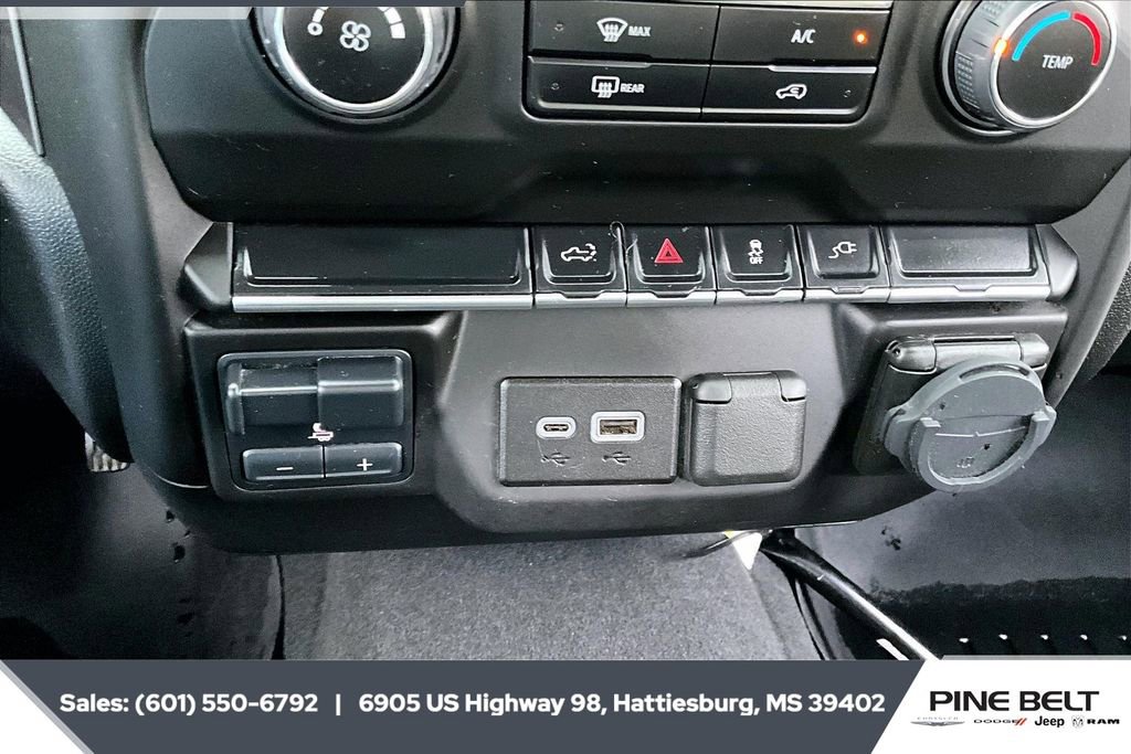 Used 2023 Chevrolet Silverado 2500 Custom w/ Gooseneck/5TH Wheel Package image 22