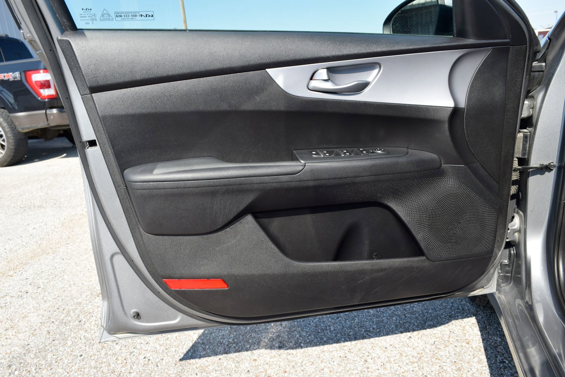 Used 2023 Kia Forte LXS FWD image 19