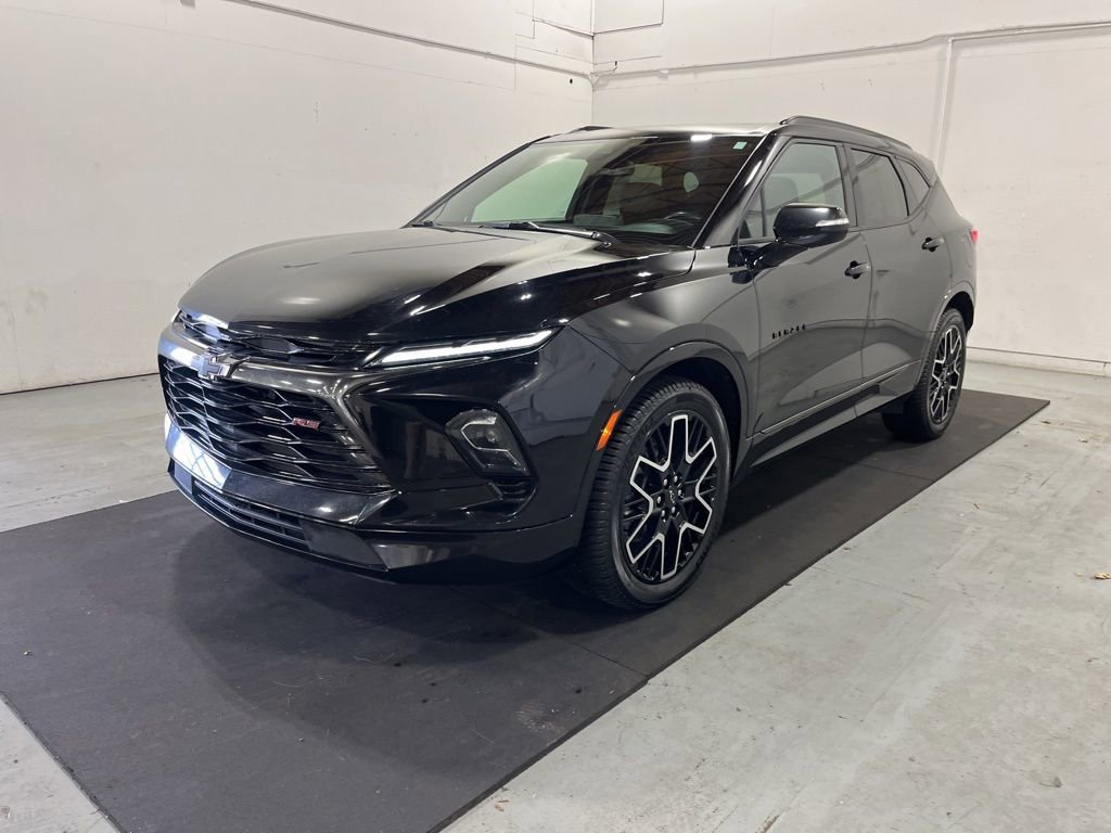 Certified 2023 Chevrolet Blazer RS AWD/4WD image 3