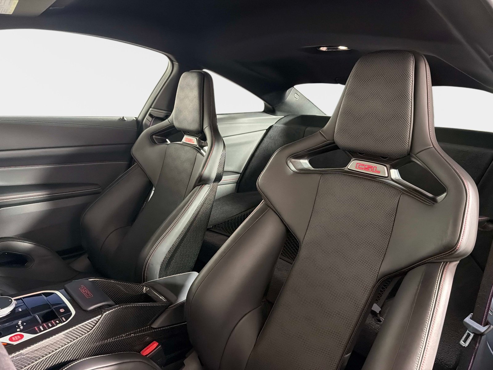 Used 2023 BMW M4 CSL RWD image 34