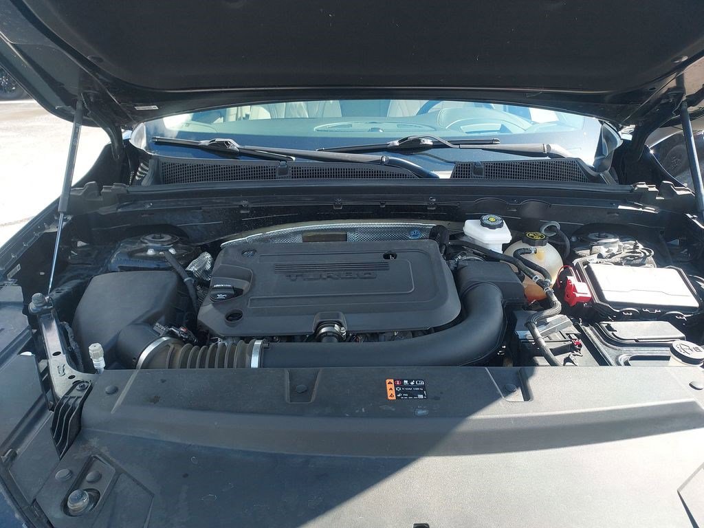 Used 2023 Buick Envision Avenir AWD/4WD image 35