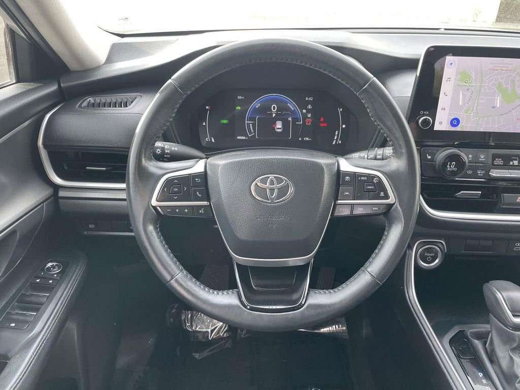 Used 2024 Toyota Grand Highlander XLE image 25