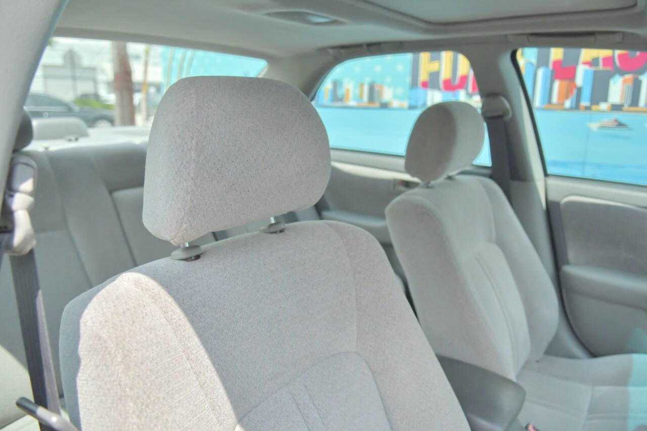 Used 2001 Toyota Camry XLE image 37
