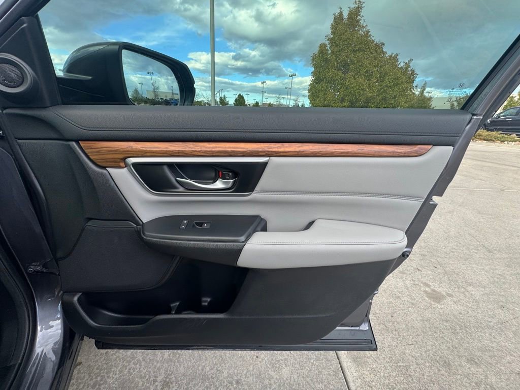 Used 2017 Honda CR-V EX-L image 18