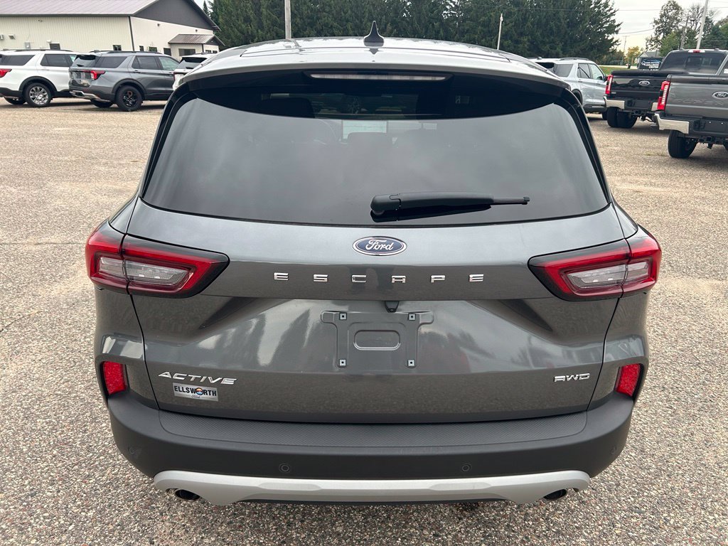 Used 2024 Ford Escape Active w/ Tech Pack #1 AWD/4WD image 6