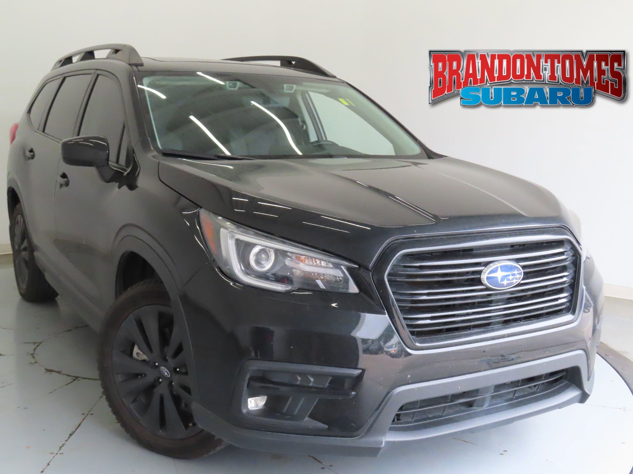 Used 2022 Subaru Ascent Onyx Edition AWD/4WD image 1