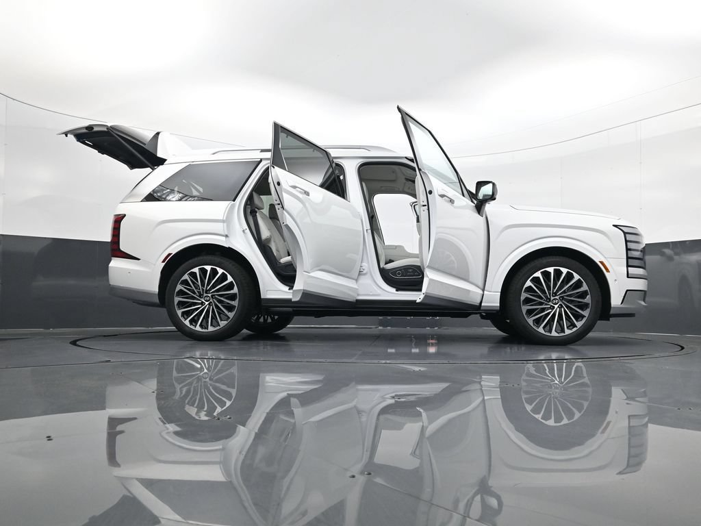 Certified 2026 Hyundai Palisade Calligraphy AWD/4WD image 34