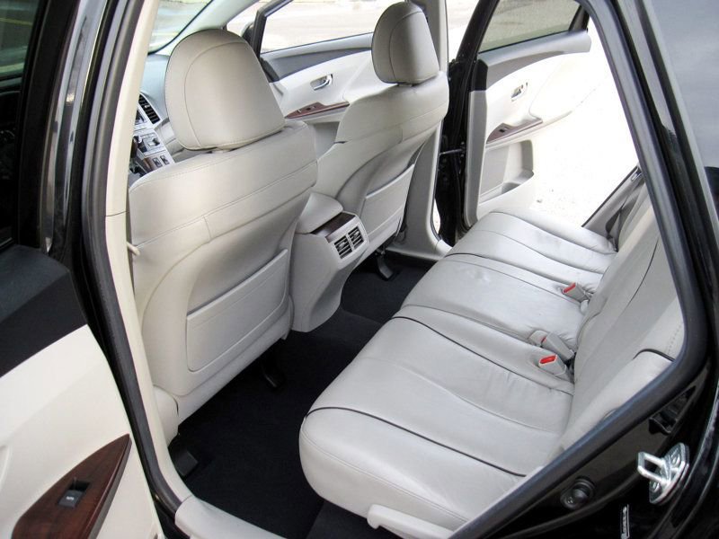 Used 2012 Toyota Venza XLE AWD/4WD image 28