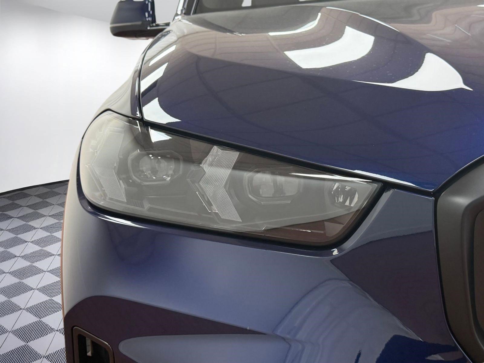 New 2026 BMW X5 xDrive50e image 10