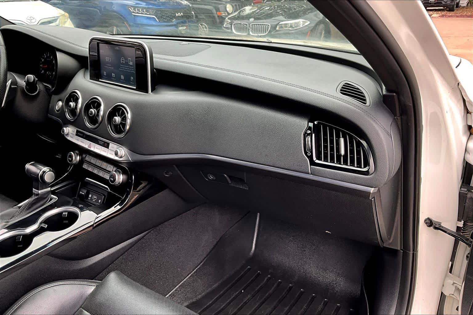 Used 2021 Kia Stinger GT-Line image 18
