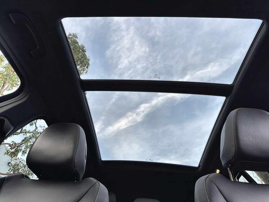 Used 2024 BMW X3 xDrive30i w/ Premium Essential Package image 16