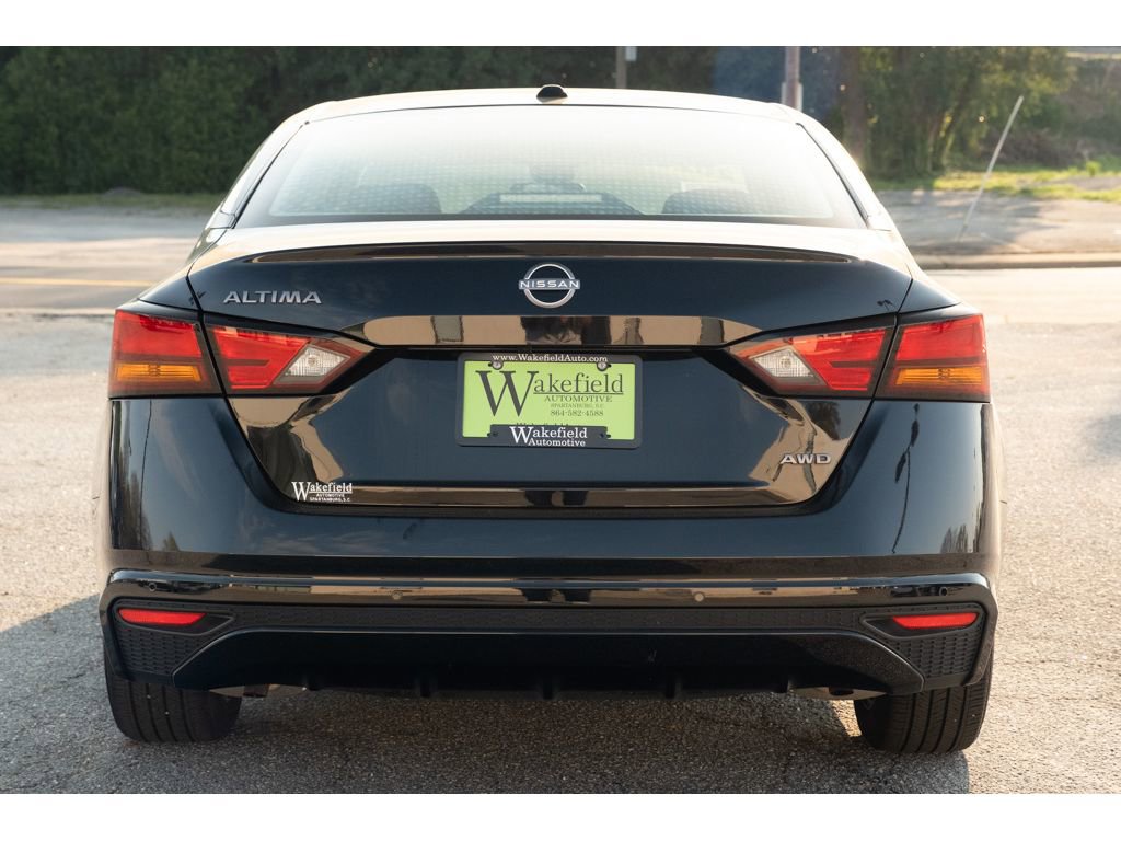 Used 2025 Nissan Altima 2.5 SV image 7