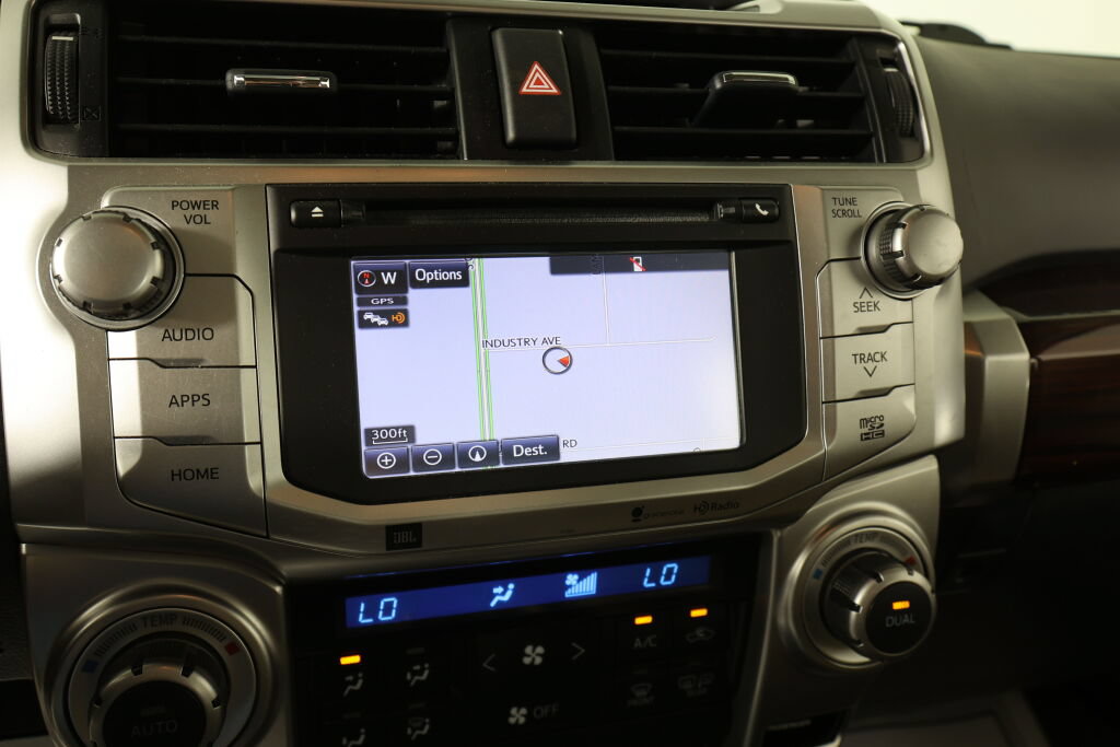 Used 2015 Toyota 4Runner Limited AWD/4WD image 35