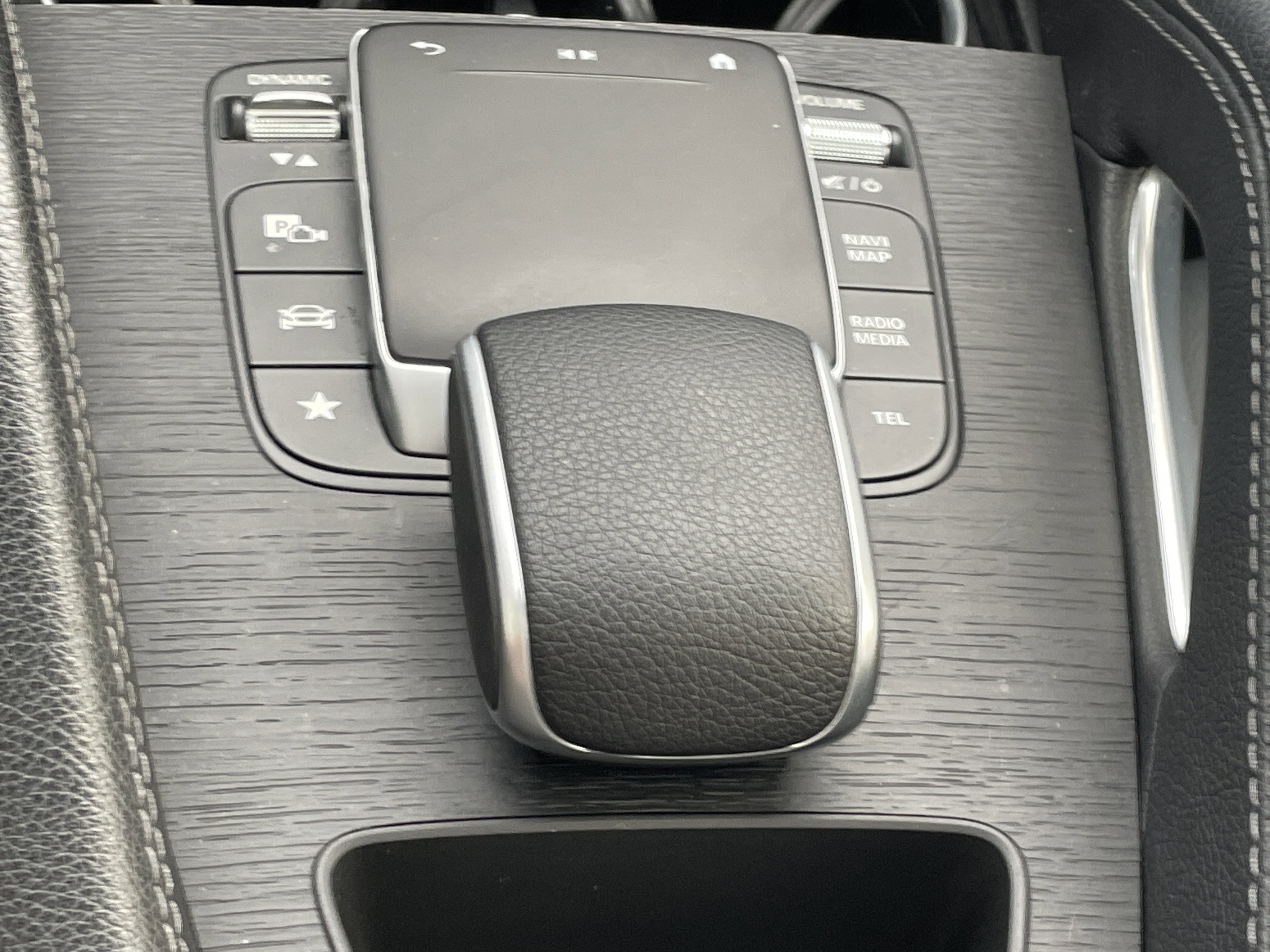 Used 2023 Mercedes-Benz GLE 350 4MATIC image 34