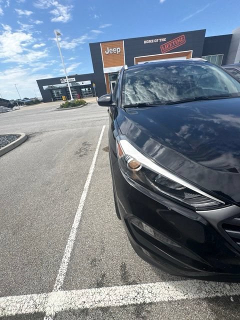 Used 2018 Hyundai Tucson SEL w/ Cargo Package AWD/4WD image 5