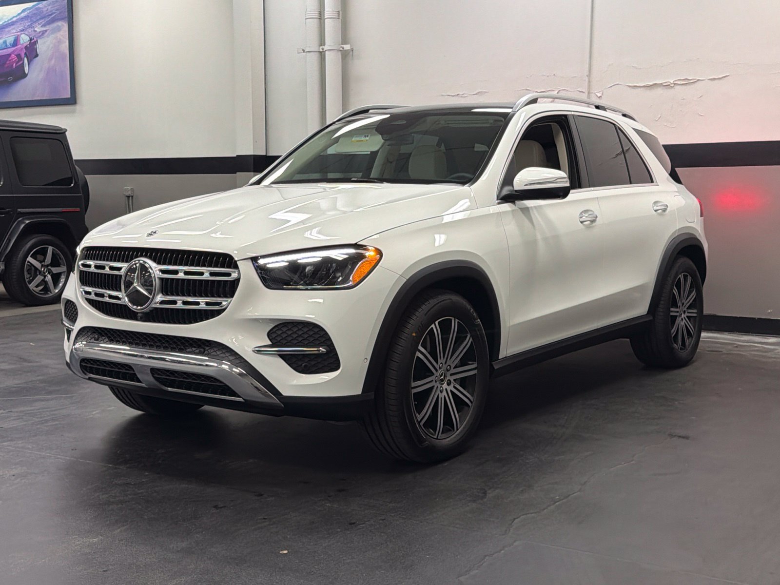 Used 2026 Mercedes-Benz GLE 450e 4MATIC image 5