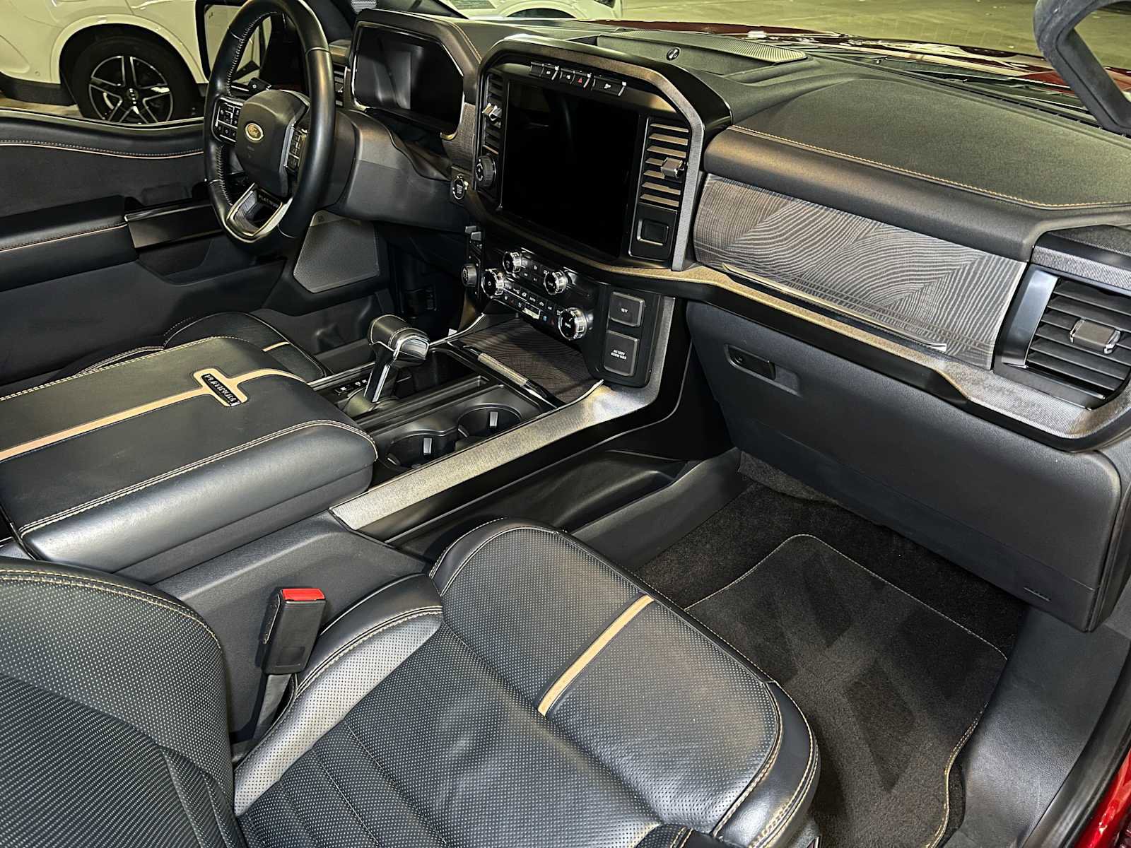 Used 2022 Ford F150 Platinum w/ Trailer Tow Package image 14