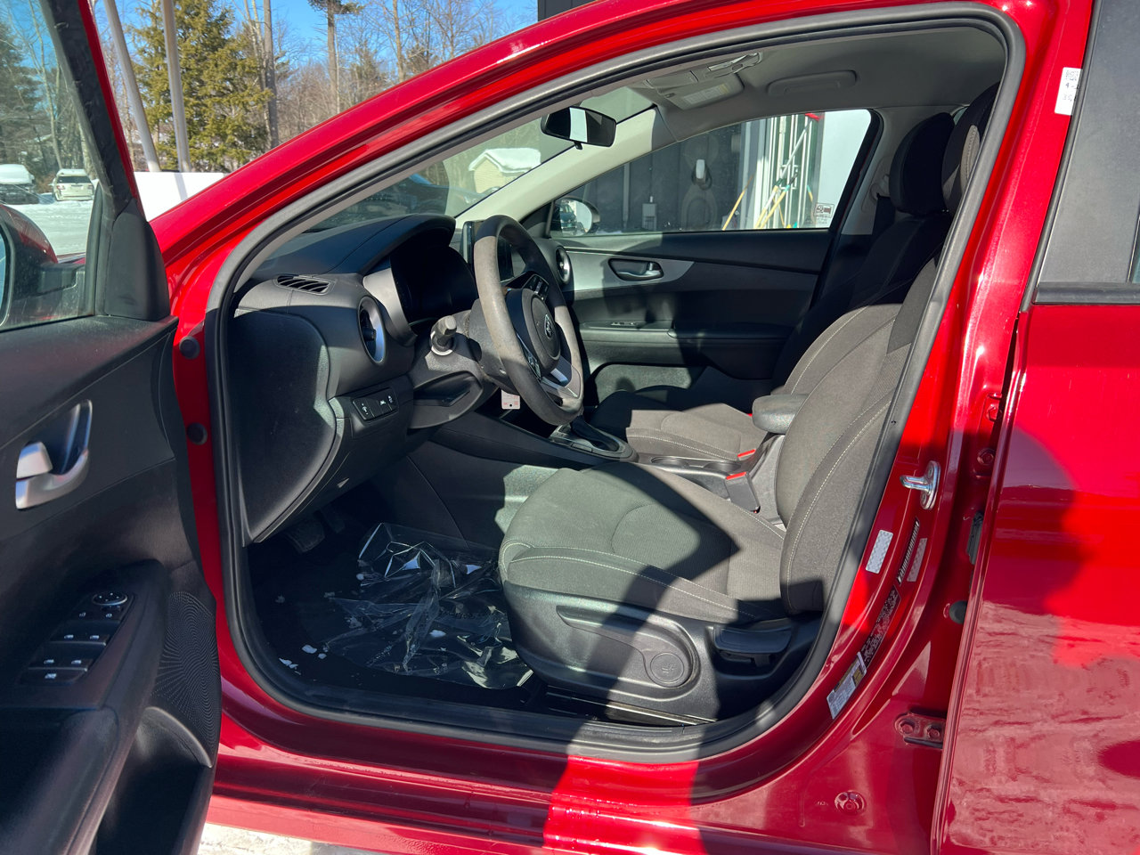 Used 2020 Kia Forte LXS image 9