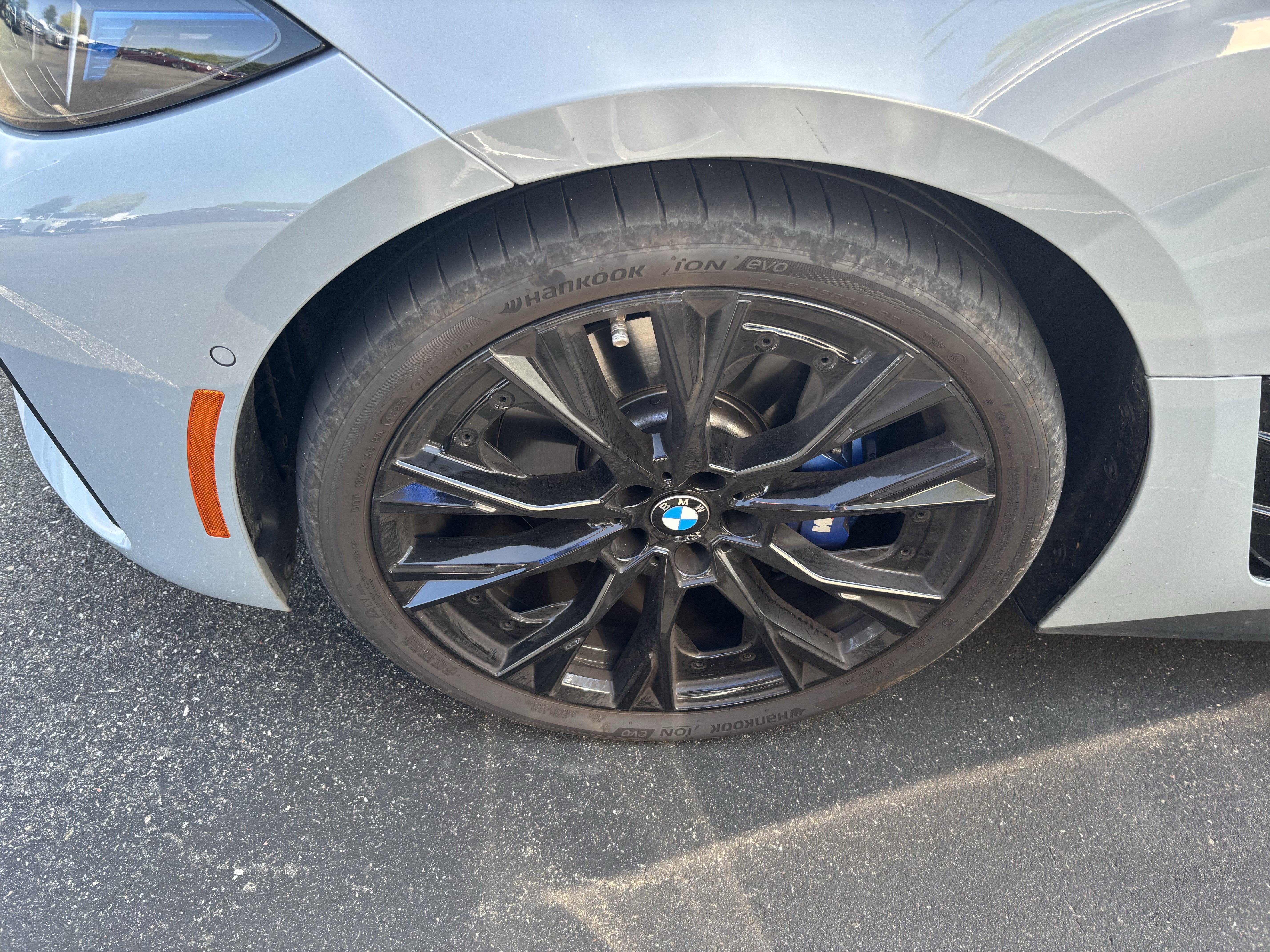 Used 2026 BMW M440i w/ Premium Package RWD image 12