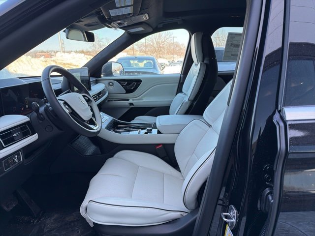 New 2026 Lincoln Aviator Black Label w/ Dynamic Handling Package image 10