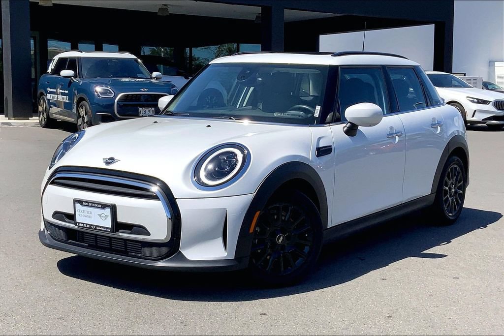 Certified 2024 MINI Cooper 4-Door Hardtop FWD image 3