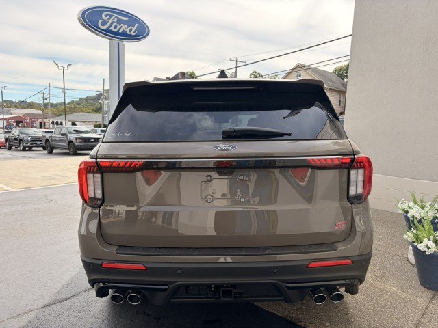 New 2027 Ford Explorer ST AWD/4WD image 7