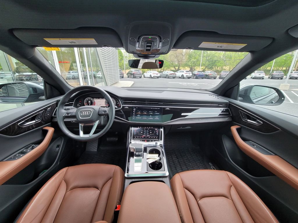 Used 2023 Audi Q8 Prestige AWD/4WD image 17