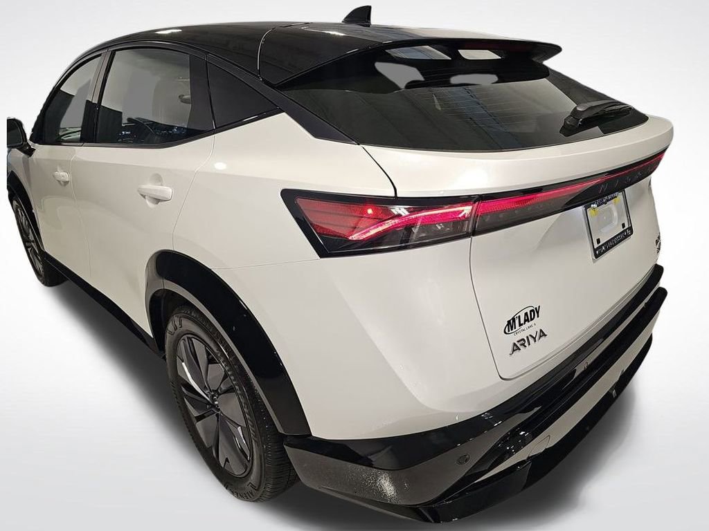 Used 2023 Nissan Ariya AWD image 24